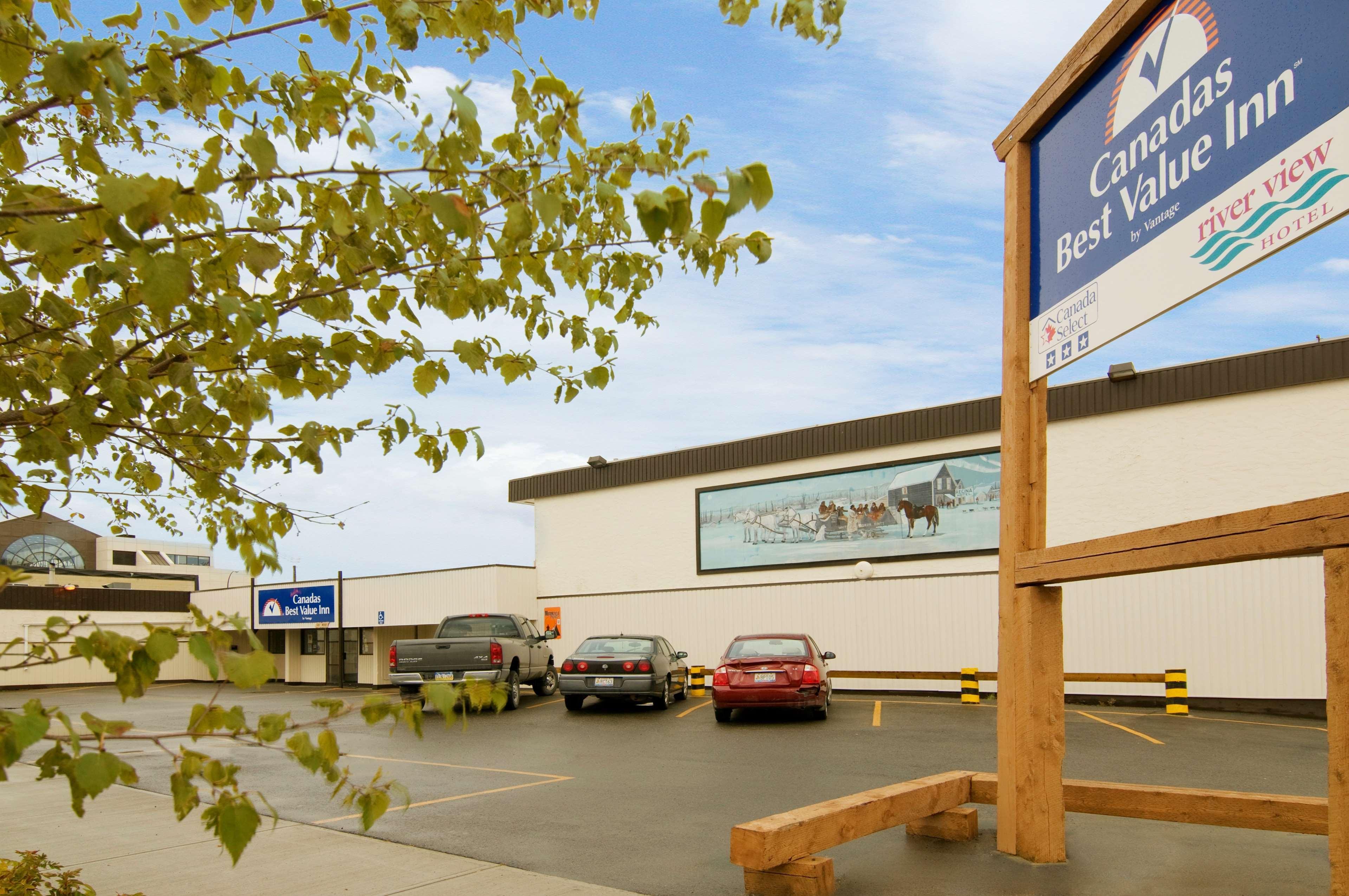 Canadas Best Value Inn- Riverview Hotel Γουάιτχορς Εξωτερικό φωτογραφία