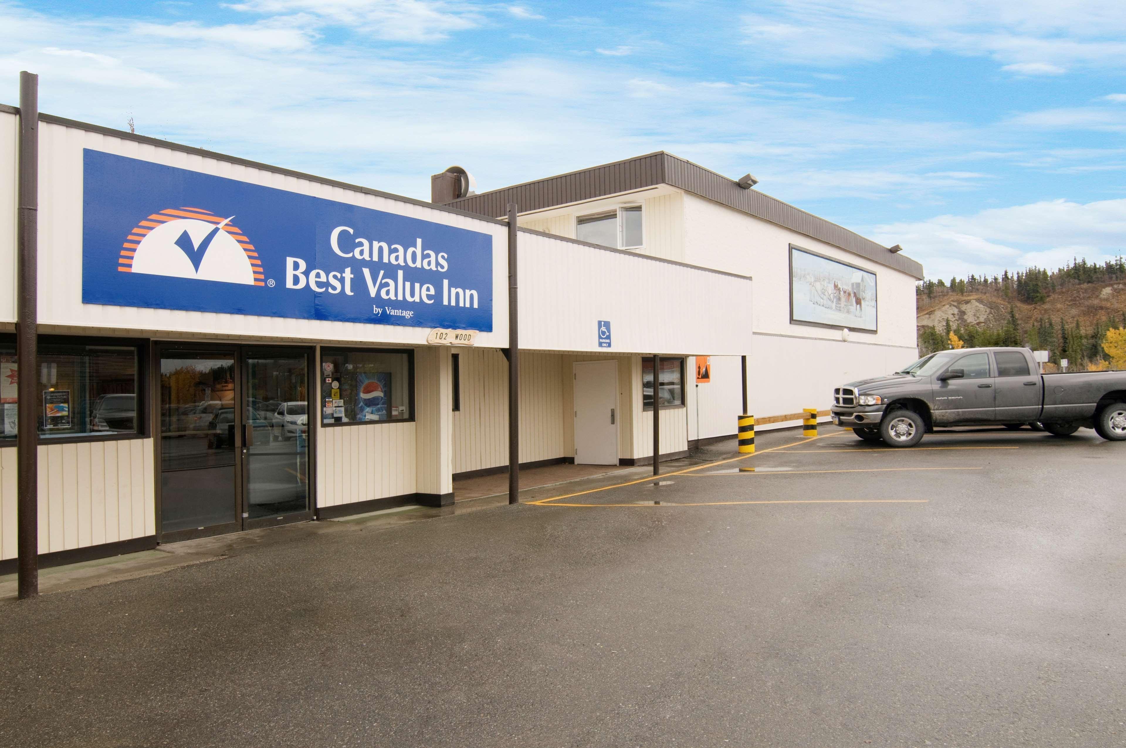 Canadas Best Value Inn- Riverview Hotel Γουάιτχορς Εξωτερικό φωτογραφία