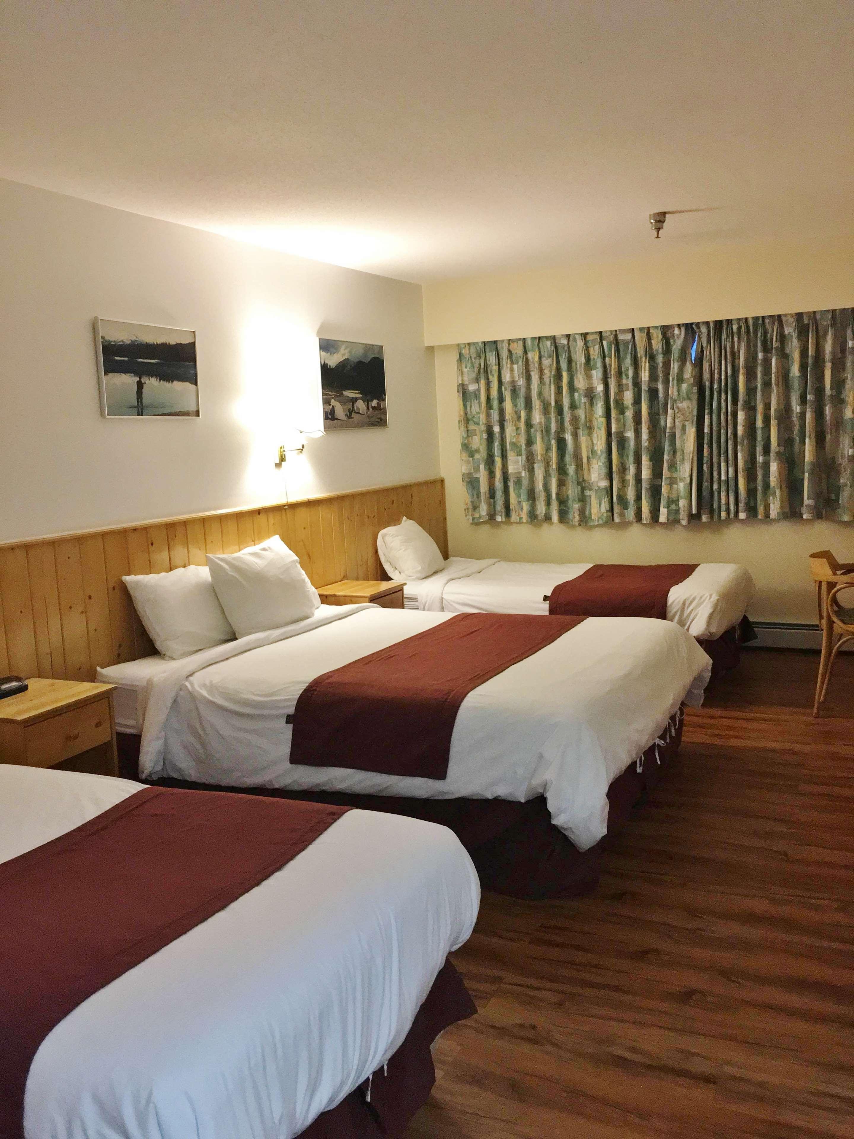 Canadas Best Value Inn- Riverview Hotel Γουάιτχορς Εξωτερικό φωτογραφία