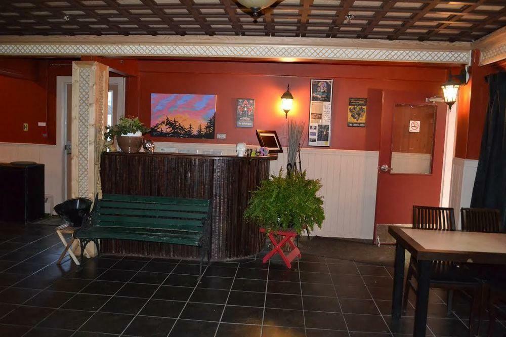 Canadas Best Value Inn- Riverview Hotel Γουάιτχορς Εξωτερικό φωτογραφία