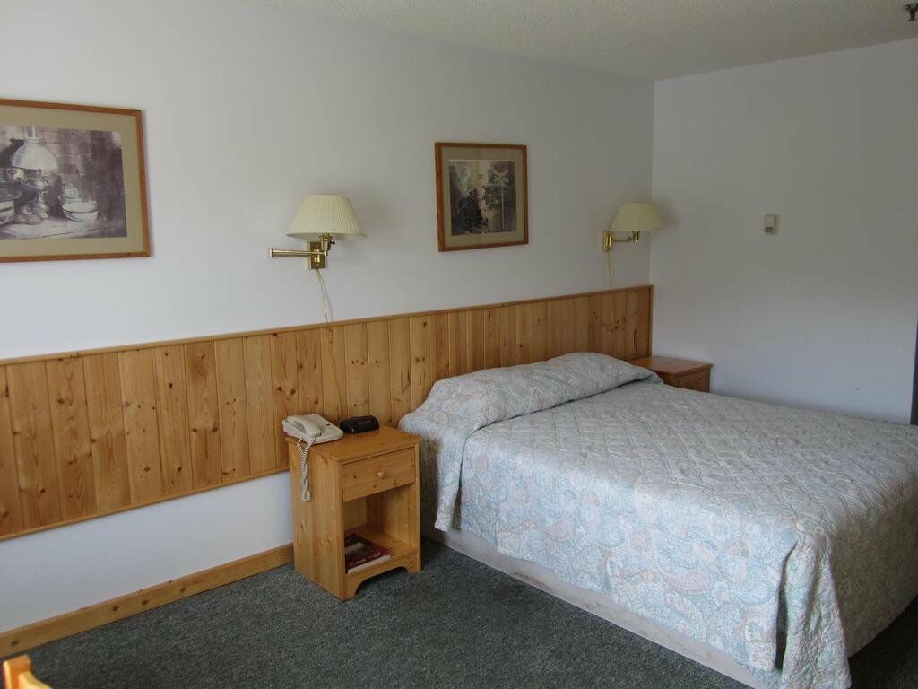 Canadas Best Value Inn- Riverview Hotel Γουάιτχορς Εξωτερικό φωτογραφία